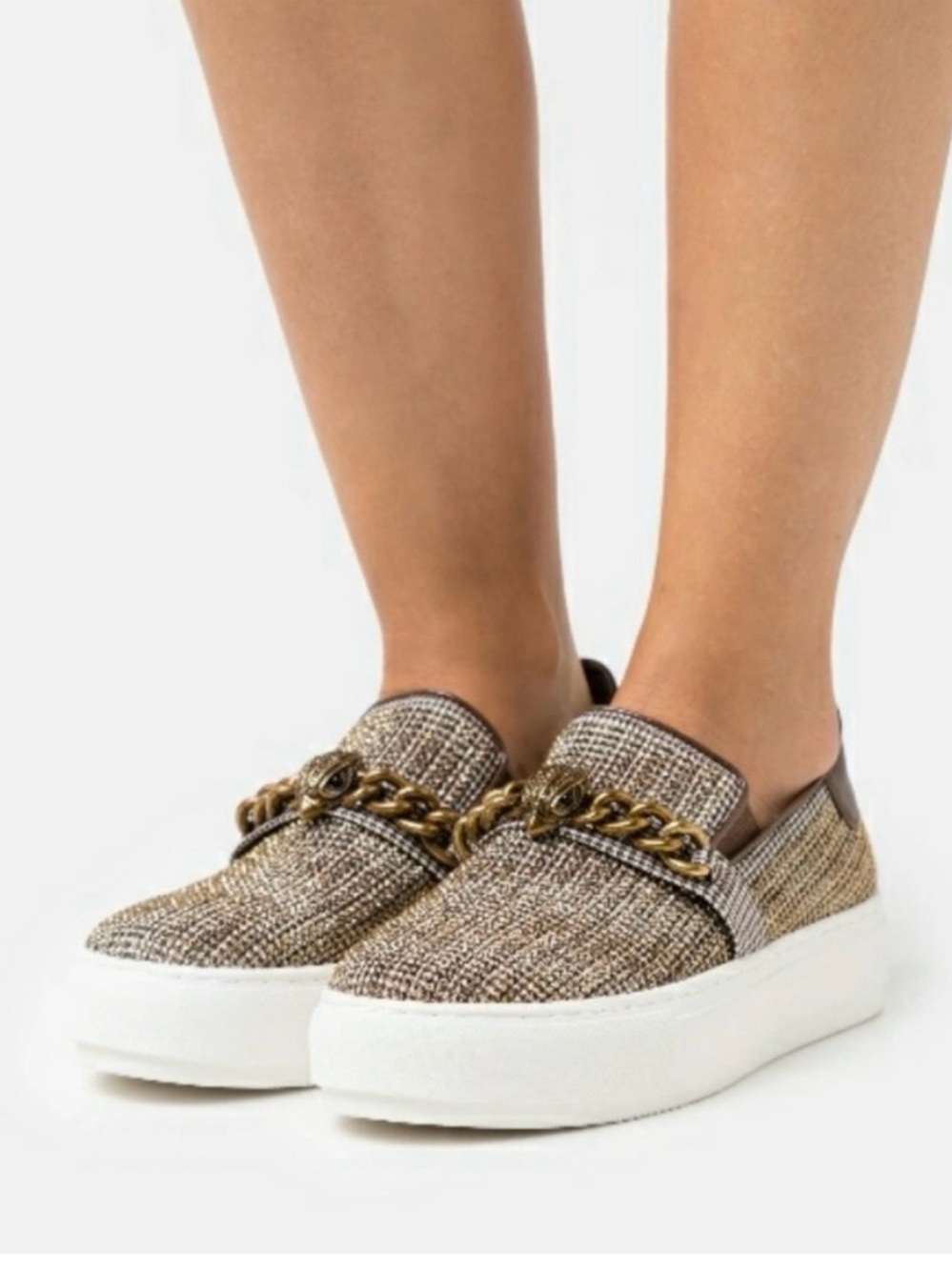 Kurt Geiger London Laney Chelsea Slip-On Sneakers with Gold Chain Sz 8.5